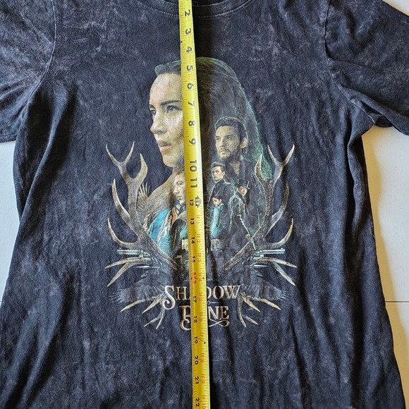 Ripple Junction Shadow and Bone Graphic Tee - Dark Wash Hot Topic Netflix - Picture 6 of 7